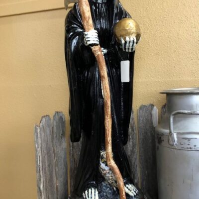 This Detailed Reaper Measures 37 Inches Tall And Would Make A Perfect Decoration!